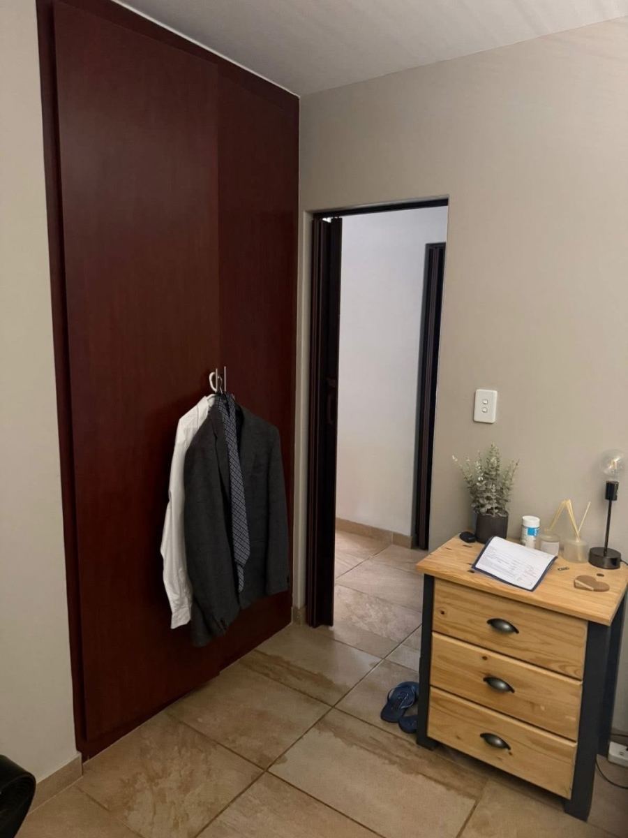 To Let  Bedroom Property for Rent in Bult North North West